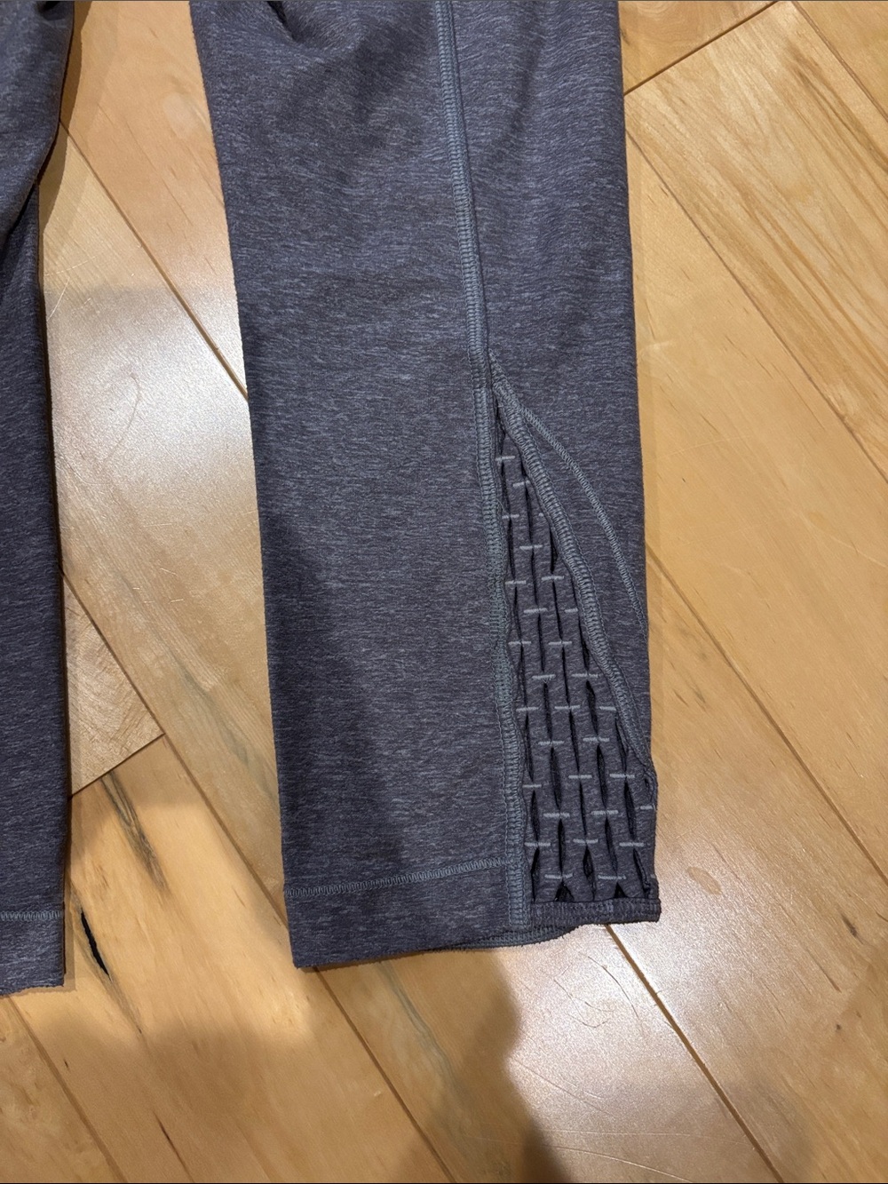 Lululemon capris - Picture 5 of 7